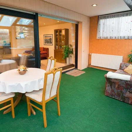 Ferienwohnung Gmerek * Bergisch Gladbach